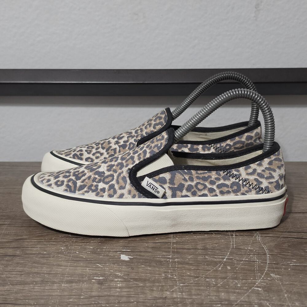 Vans Classic Slip On SF Women's Athletic Skate Shoes Sneakers Size 5.5 Cheetah